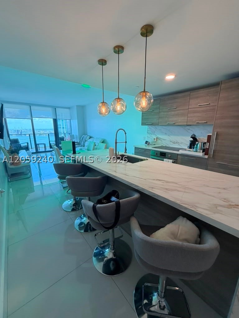 650 NE 32nd St #3405, Miami FL 33137