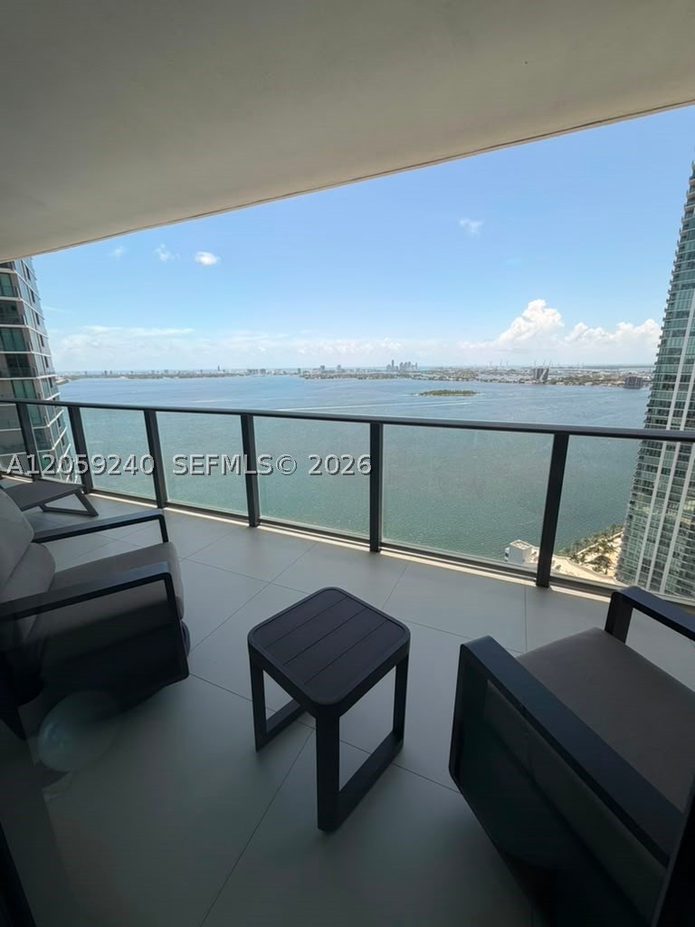 650 NE 32nd St #3405, Miami FL 33137
