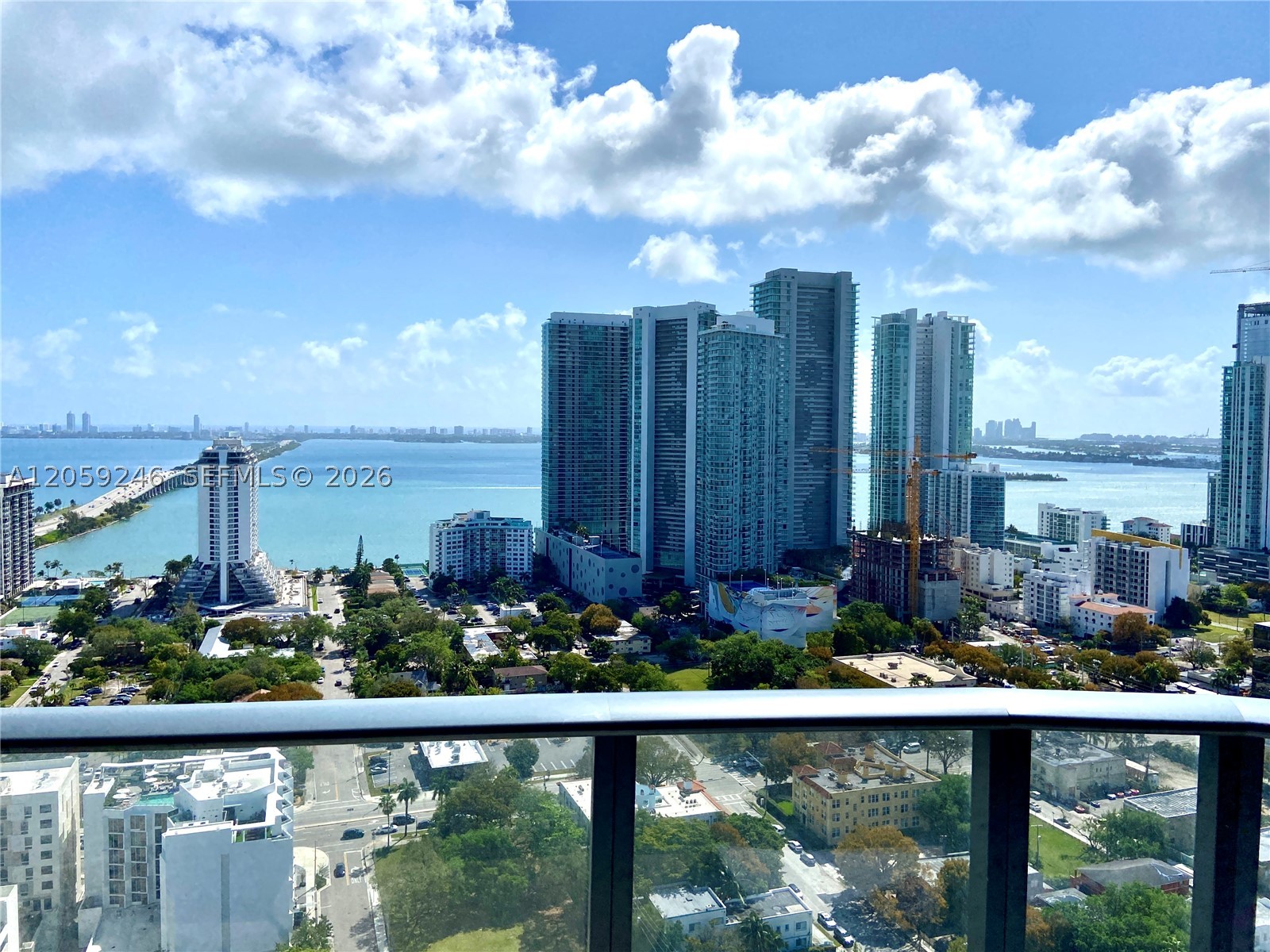 121 NE 34th St #3105, Miami FL 33137