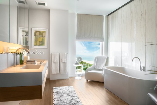 2901 Collins Ave #1602, Miami Beach FL 33140