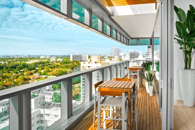 2901 Collins Ave #1602, Miami Beach FL 33140