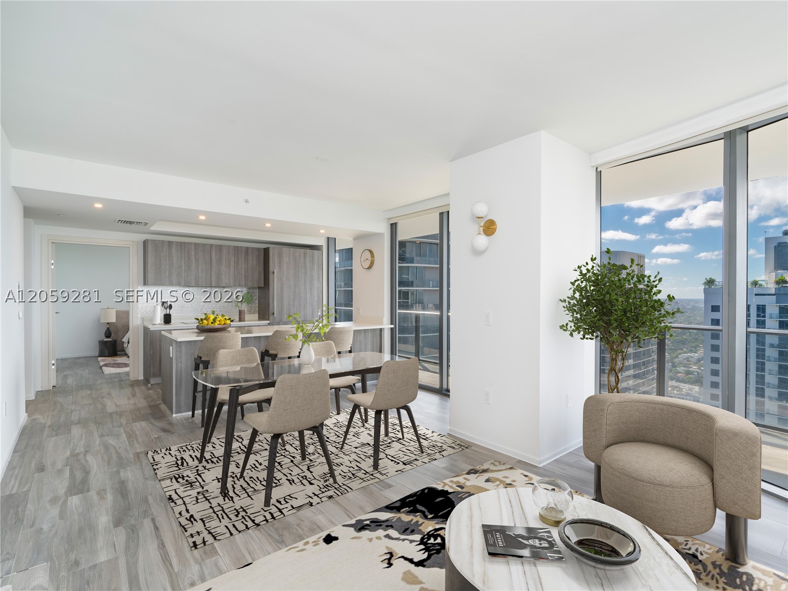 801 S Miami Ave #4709, Miami FL 33130