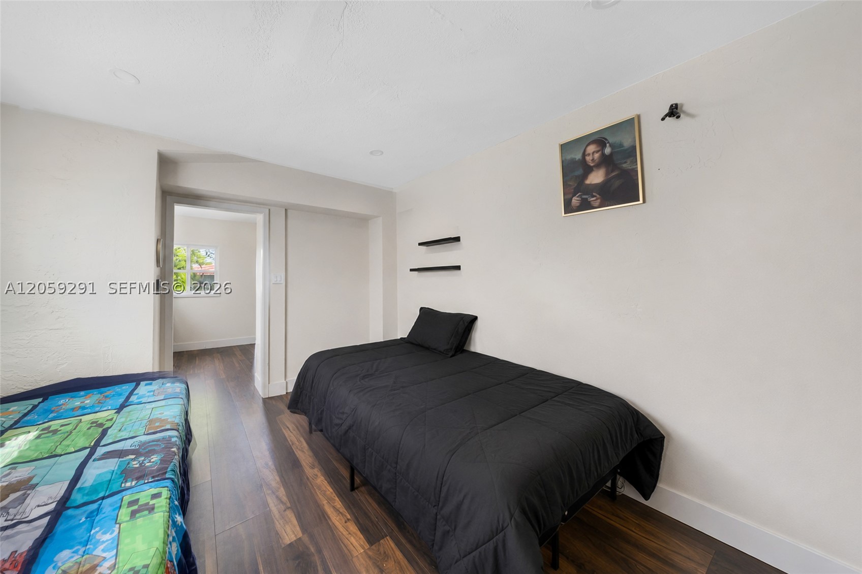 2420 NW 34th St, Miami FL 33142