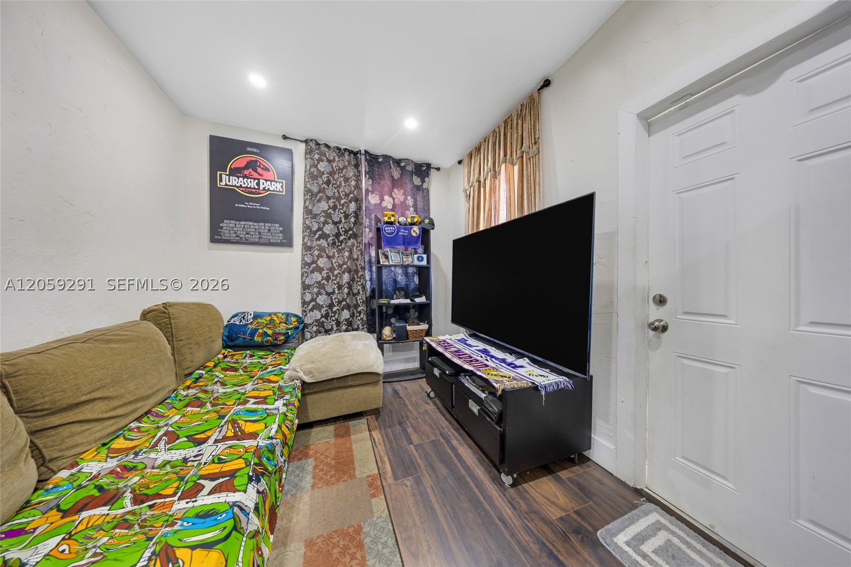 2420 NW 34th St, Miami FL 33142