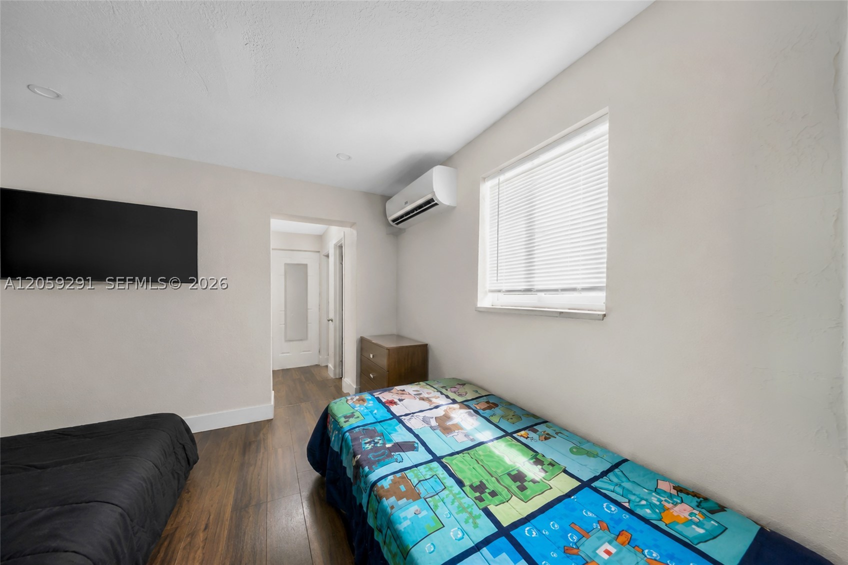 2420 NW 34th St, Miami FL 33142