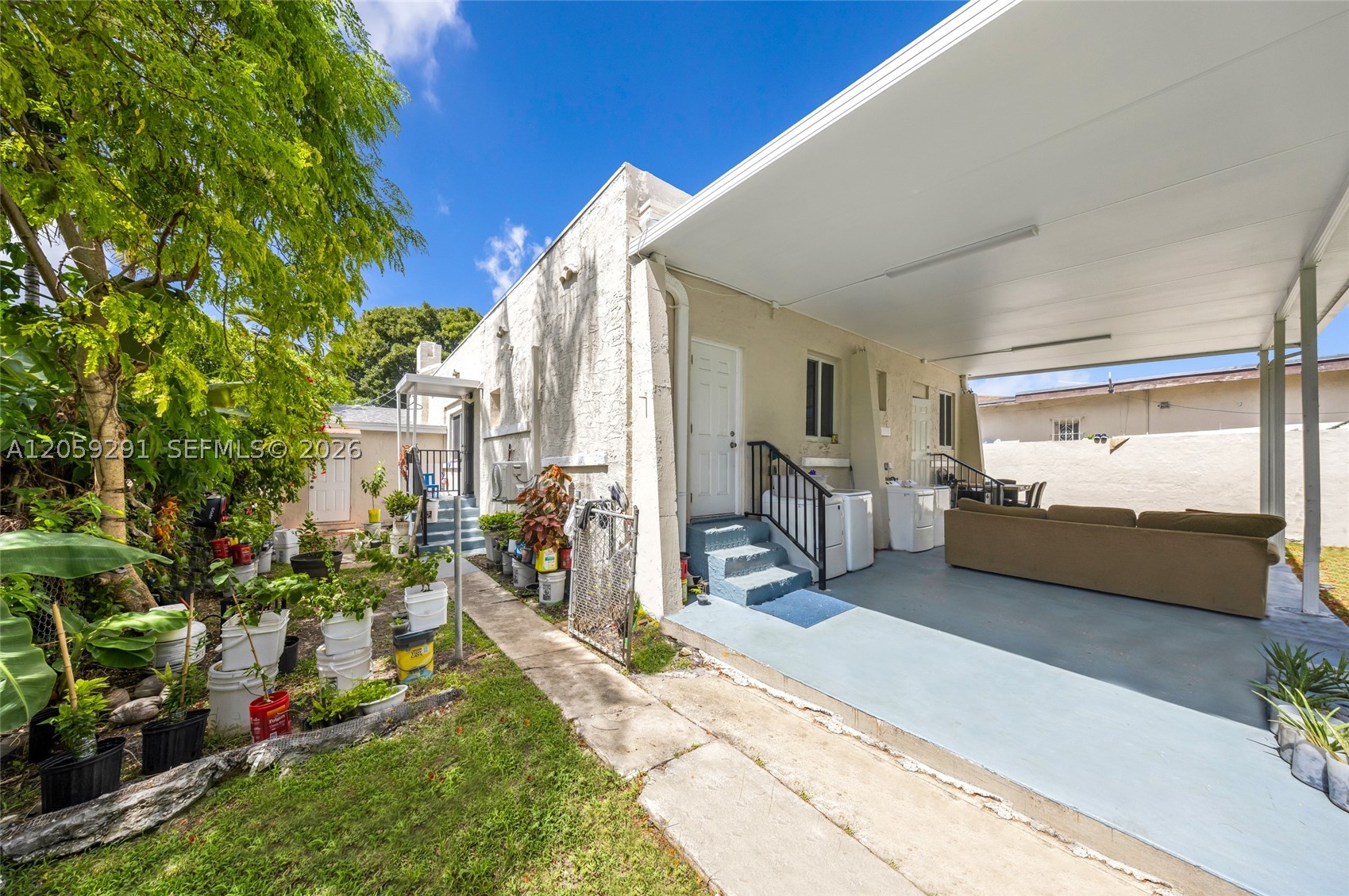 2420 NW 34th St, Miami FL 33142
