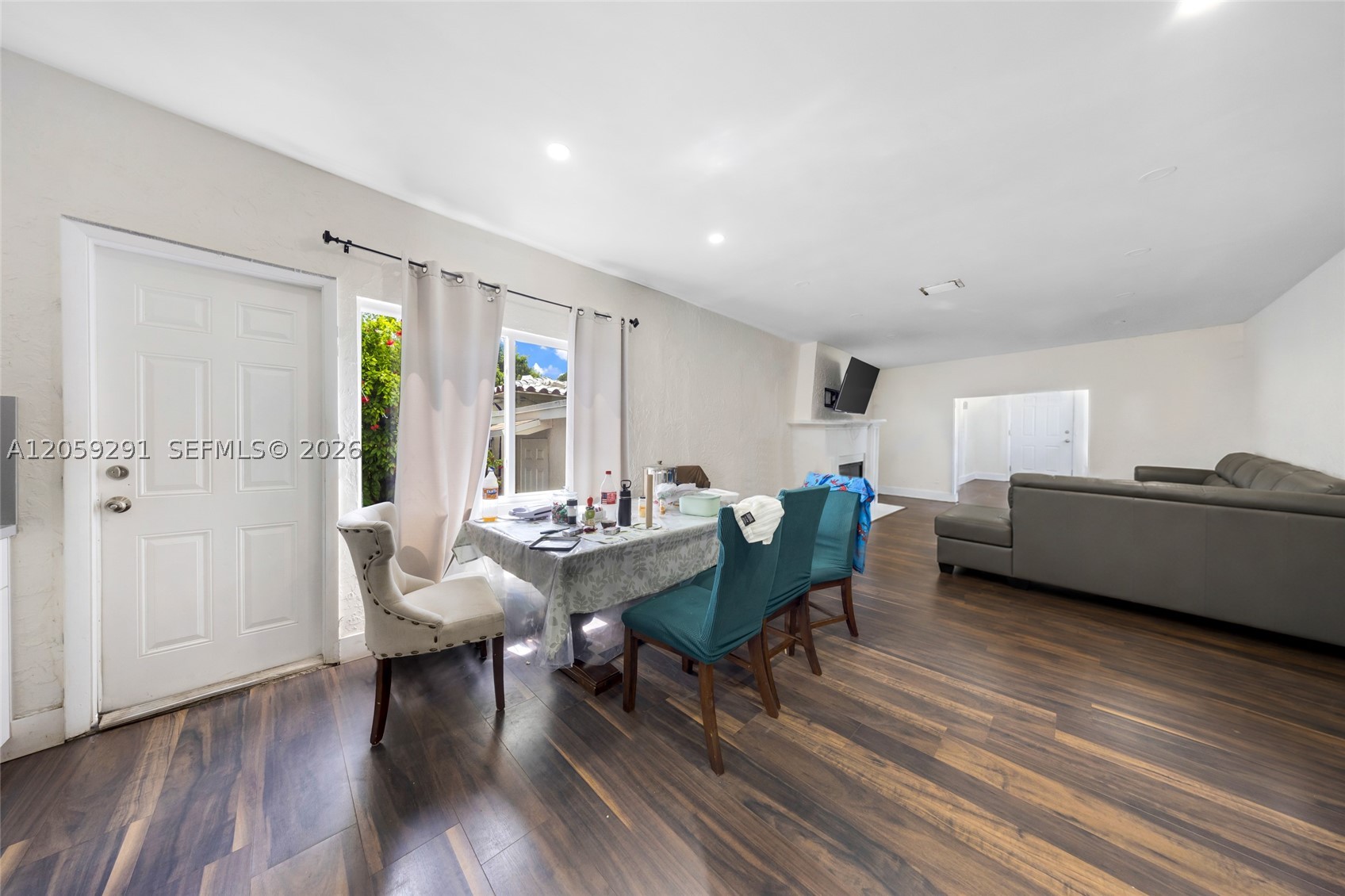 2420 NW 34th St, Miami FL 33142