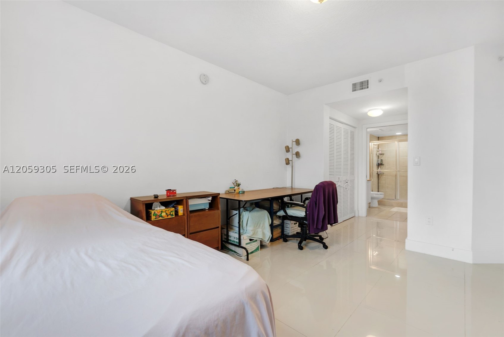 19501 W Country Club Dr #309, Aventura FL 33180
