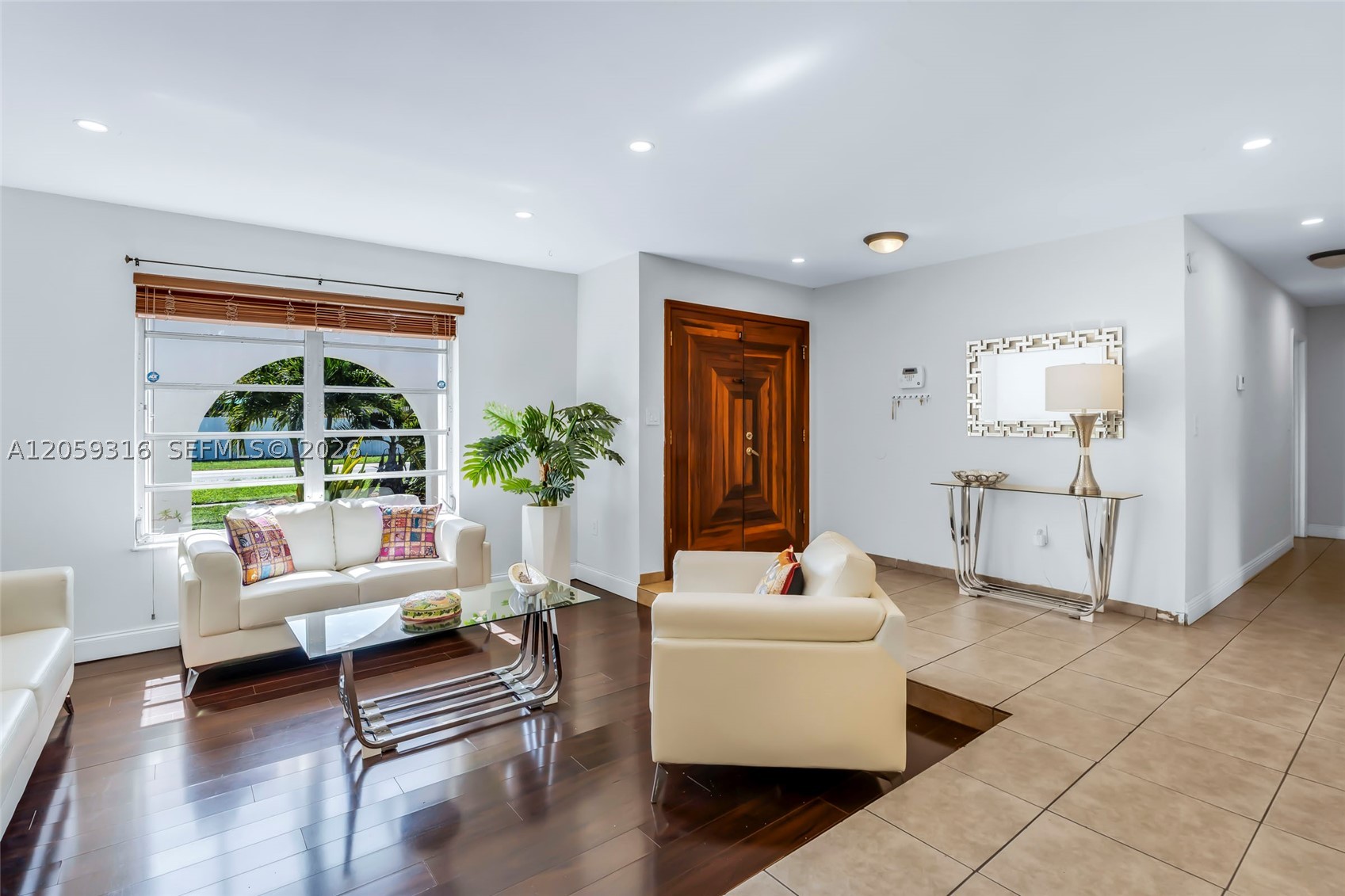 232 SW 102nd Ave, Sweetwater FL 33174