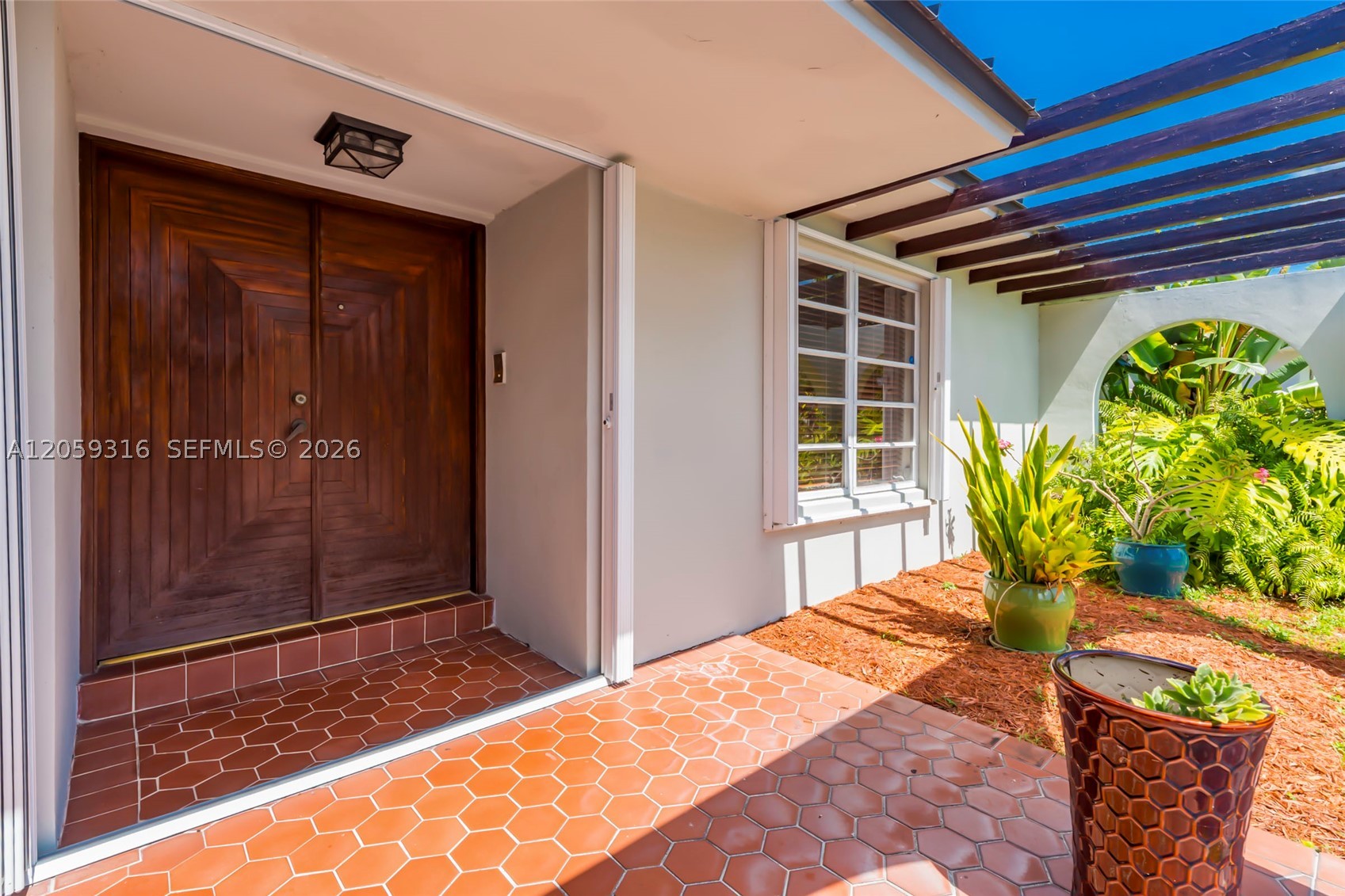 232 SW 102nd Ave, Sweetwater FL 33174