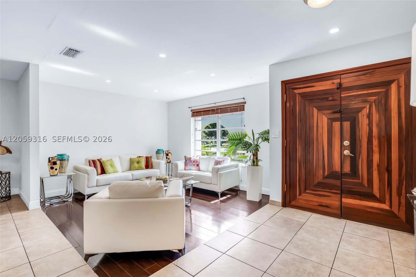 232 SW 102nd Ave, Sweetwater FL 33174