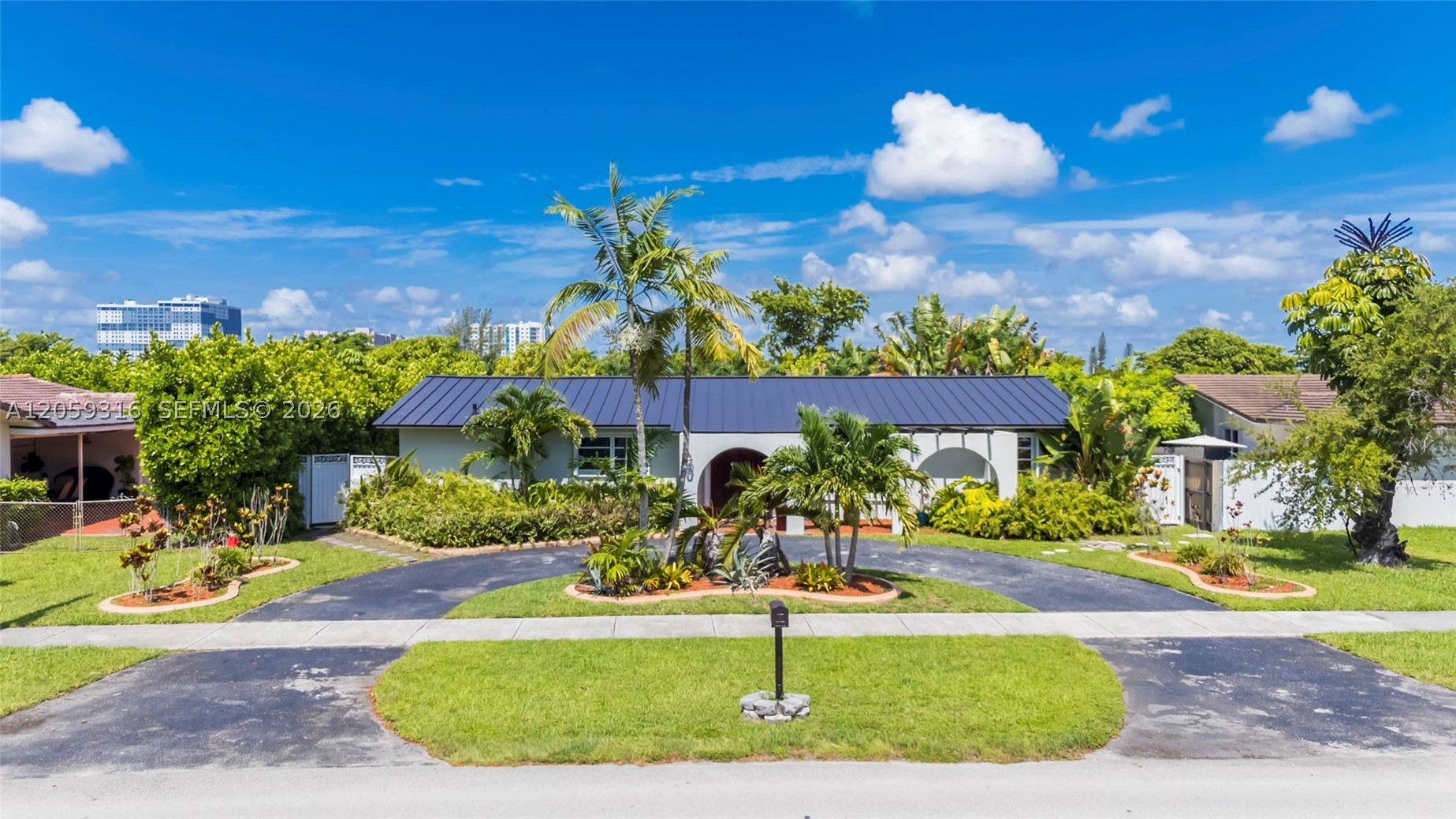 232 SW 102nd Ave, Sweetwater FL 33174