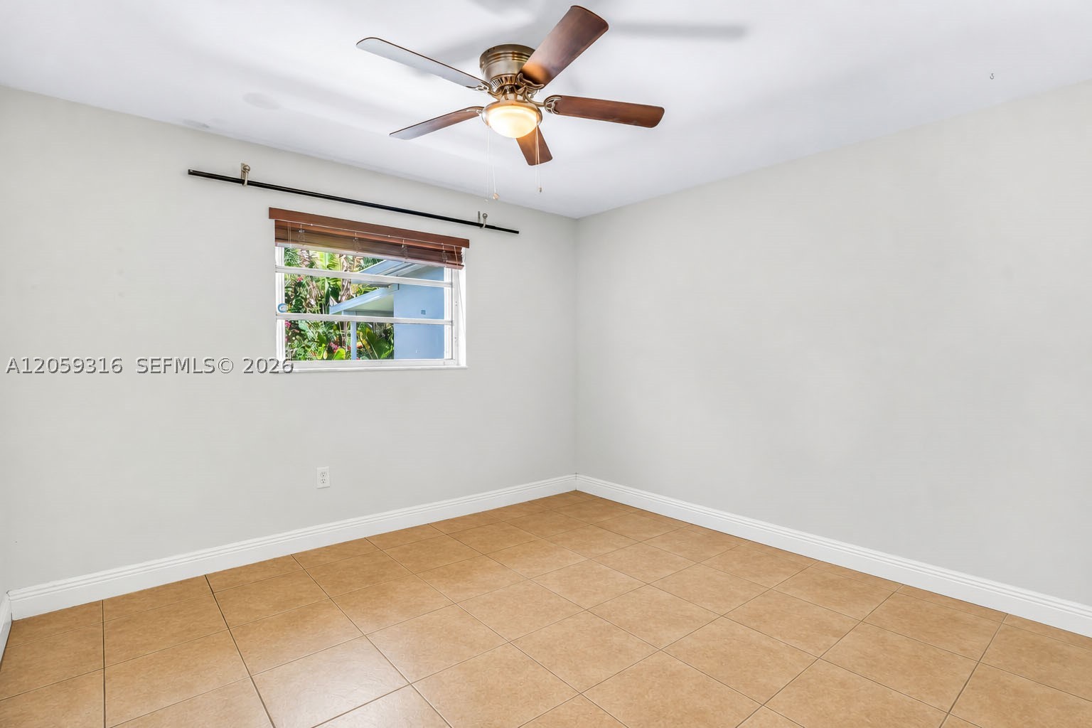 232 SW 102nd Ave, Sweetwater FL 33174