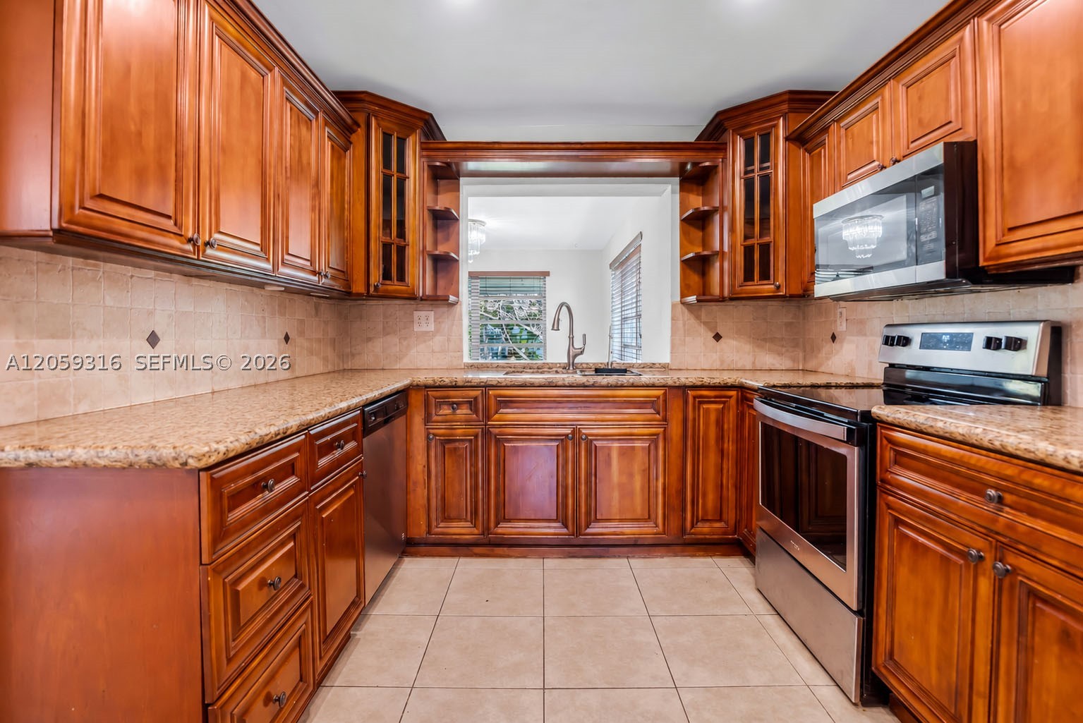 232 SW 102nd Ave, Sweetwater FL 33174