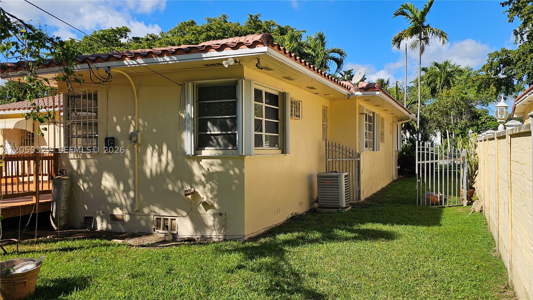 156 NW 88th St, El Portal FL 33150