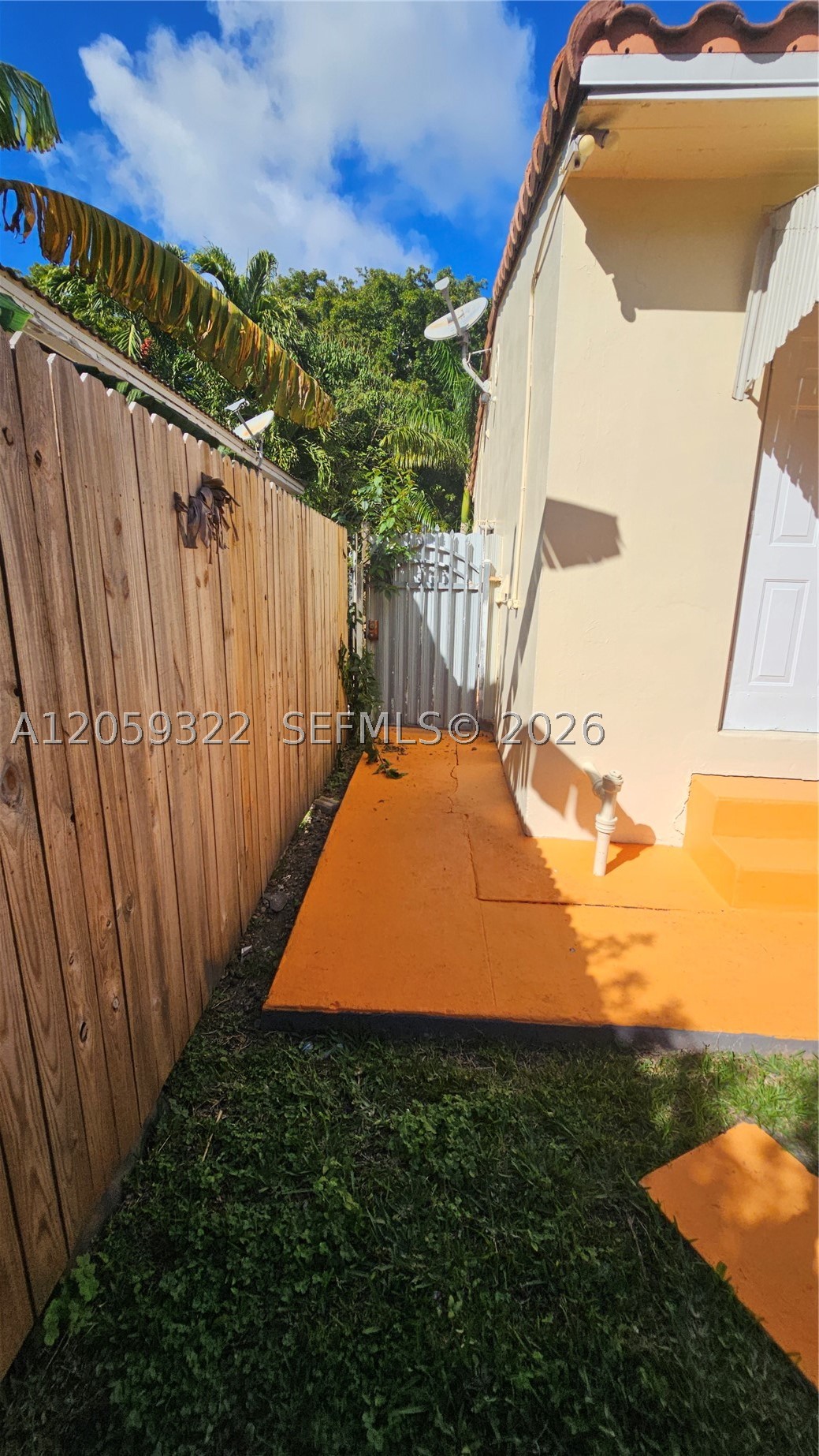 156 NW 88th St, El Portal FL 33150