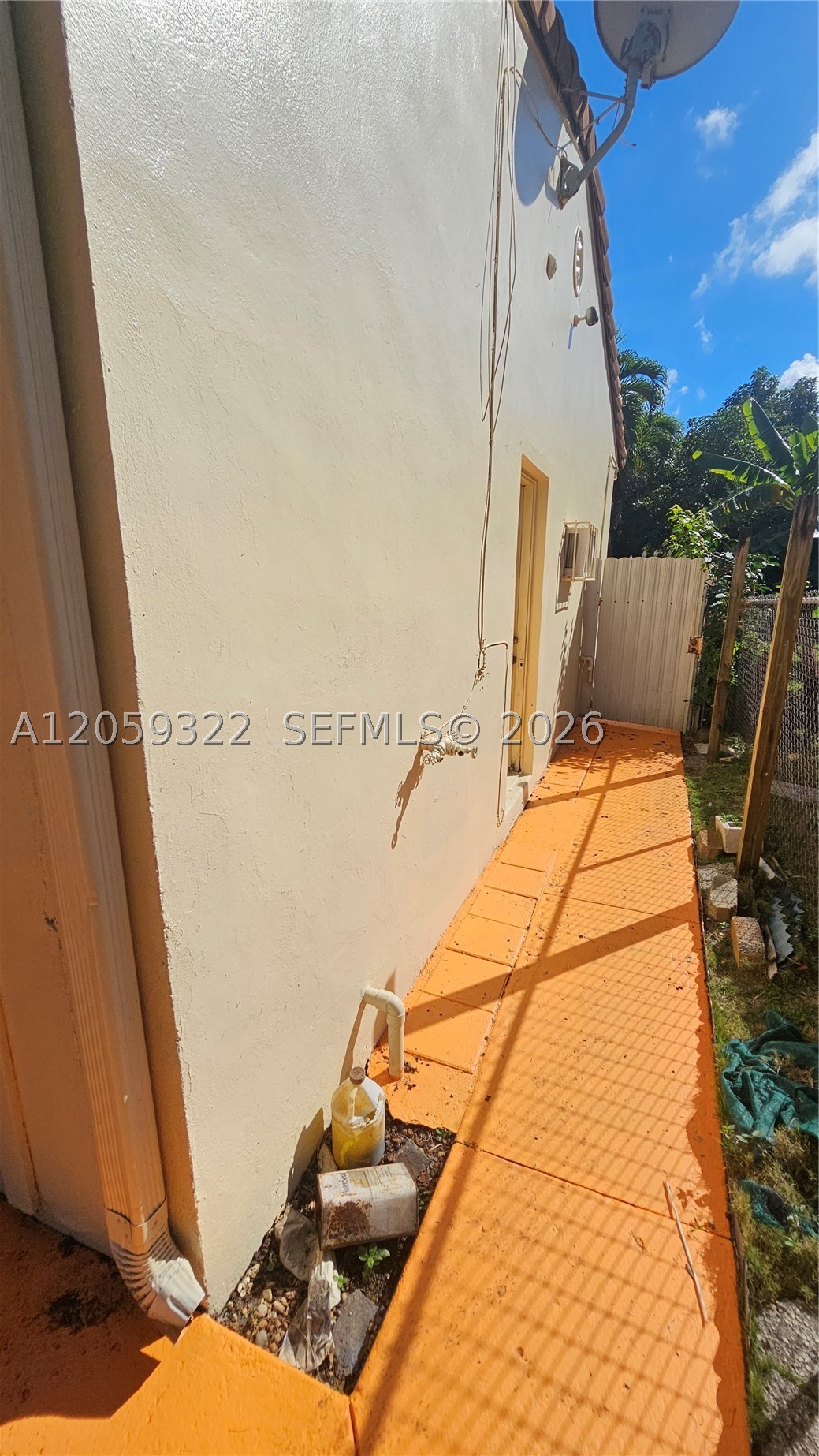 156 NW 88th St, El Portal FL 33150