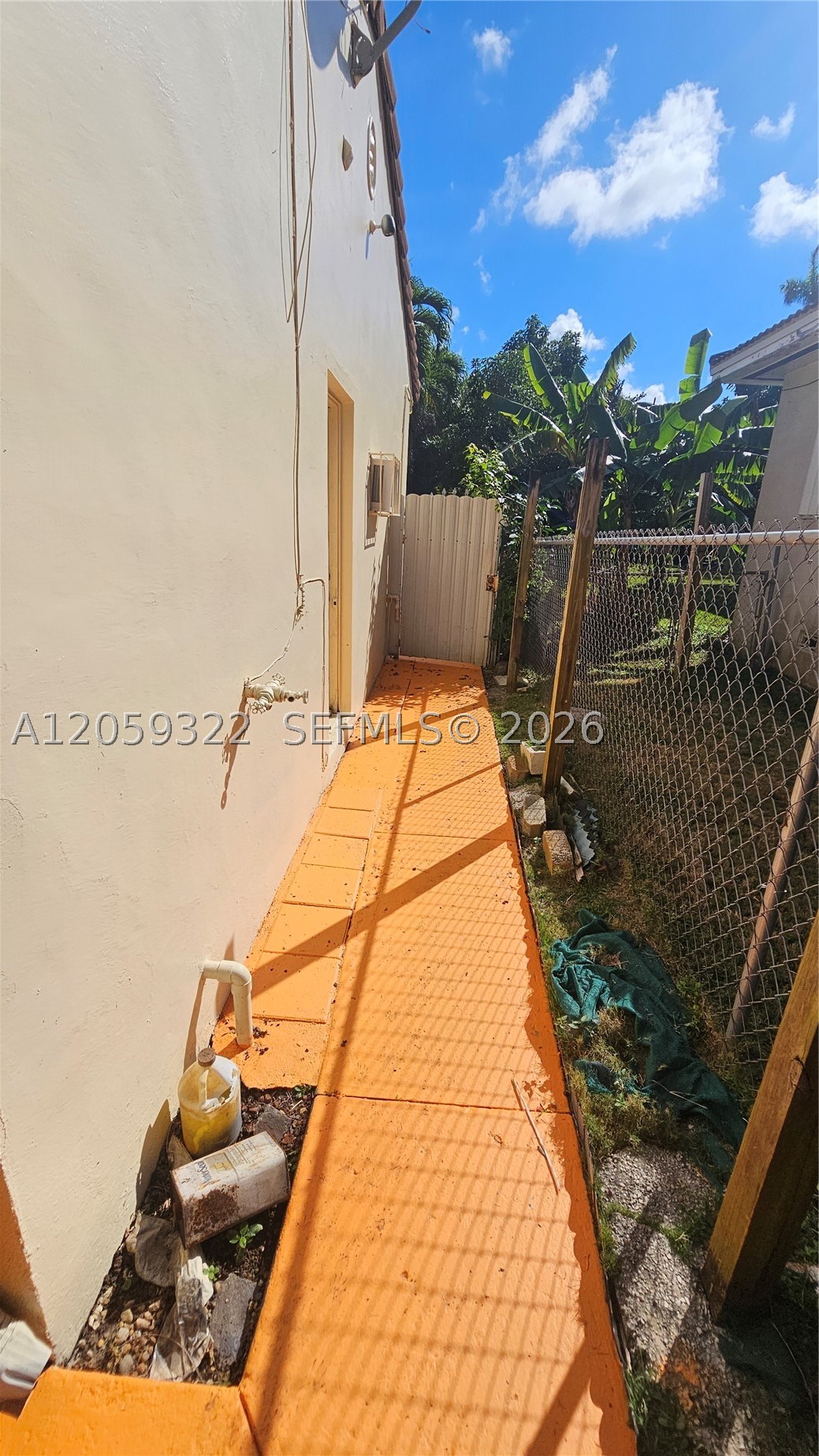 156 NW 88th St, El Portal FL 33150