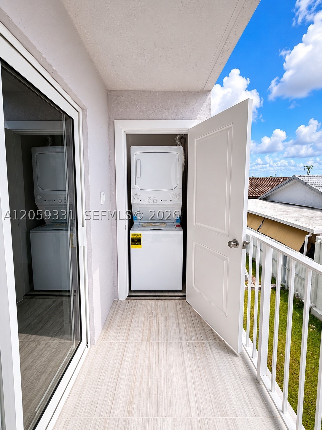 2750 W 76th St #203, Hialeah FL 33016