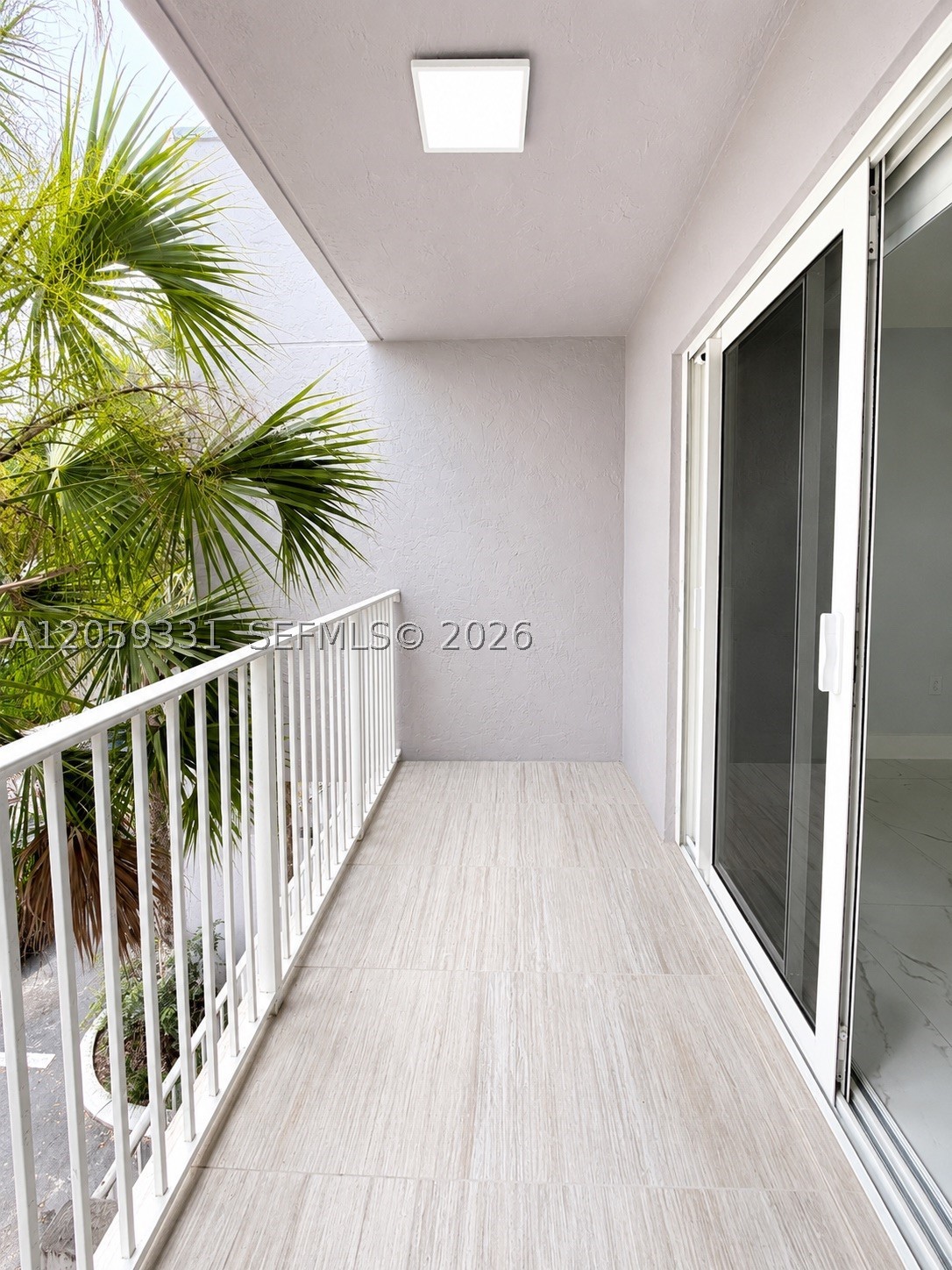 2750 W 76th St #203, Hialeah FL 33016