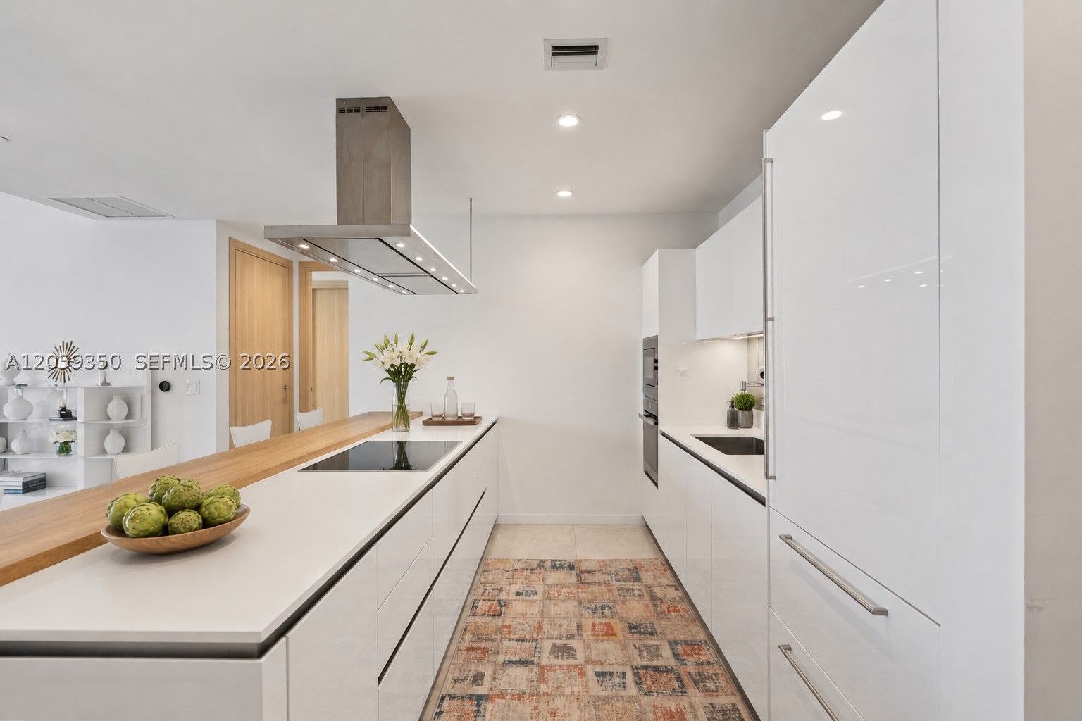 1000 Brickell #PH6106, Miami FL 33131