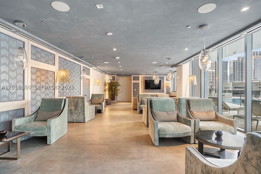 1000 Brickell #PH6106, Miami FL 33131