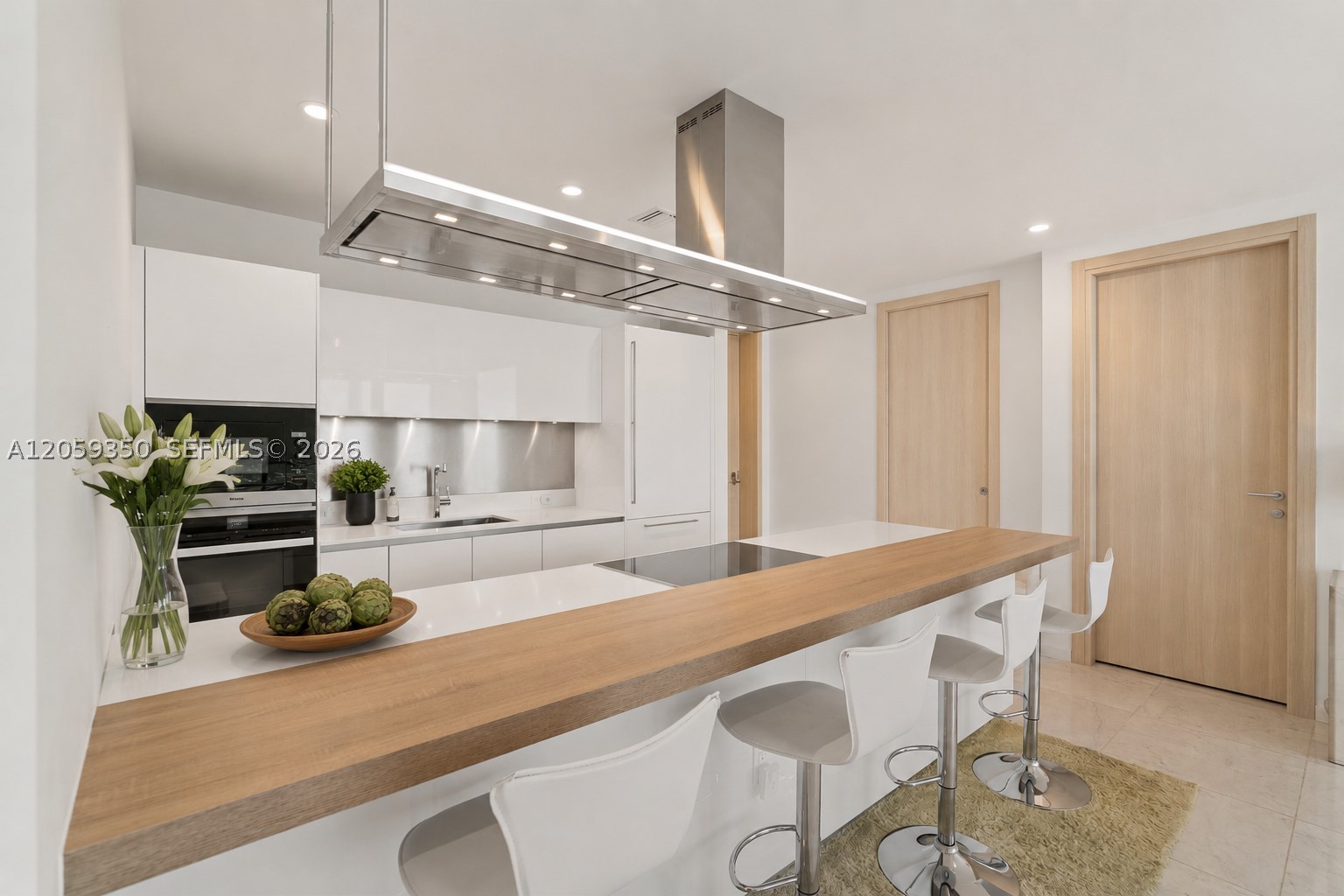 1000 Brickell #PH6106, Miami FL 33131