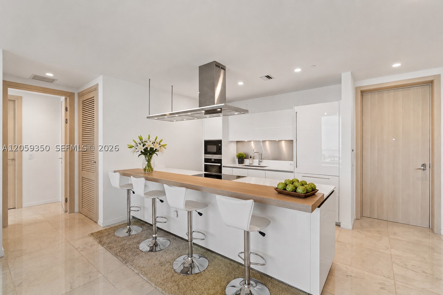 1000 Brickell #PH6106, Miami FL 33131