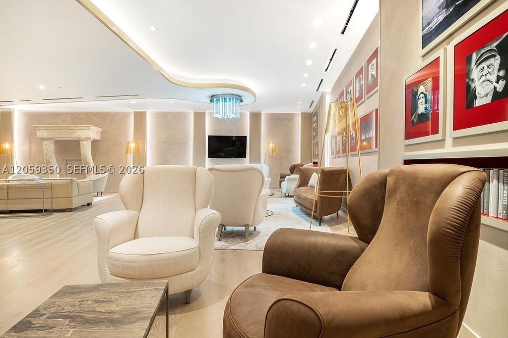 1000 Brickell #PH6106, Miami FL 33131
