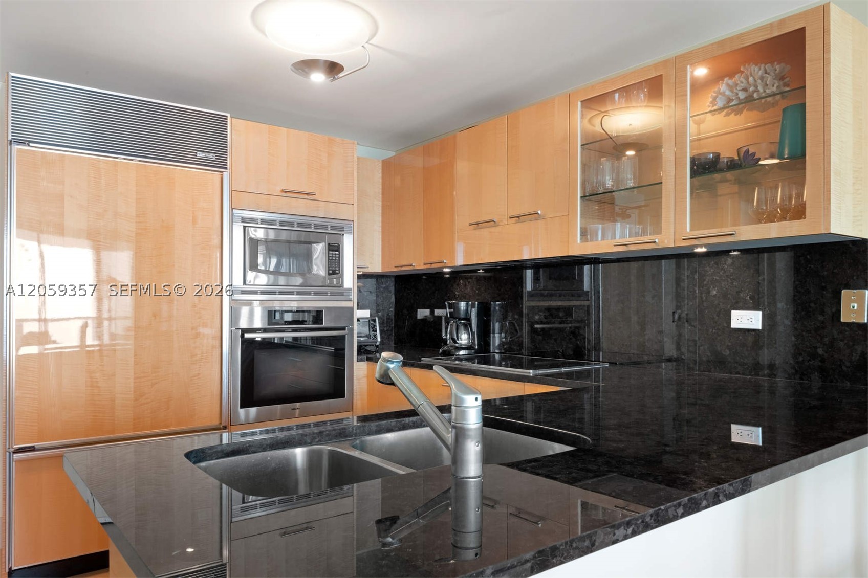 6799 Collins Ave #1603, Miami Beach FL 33141