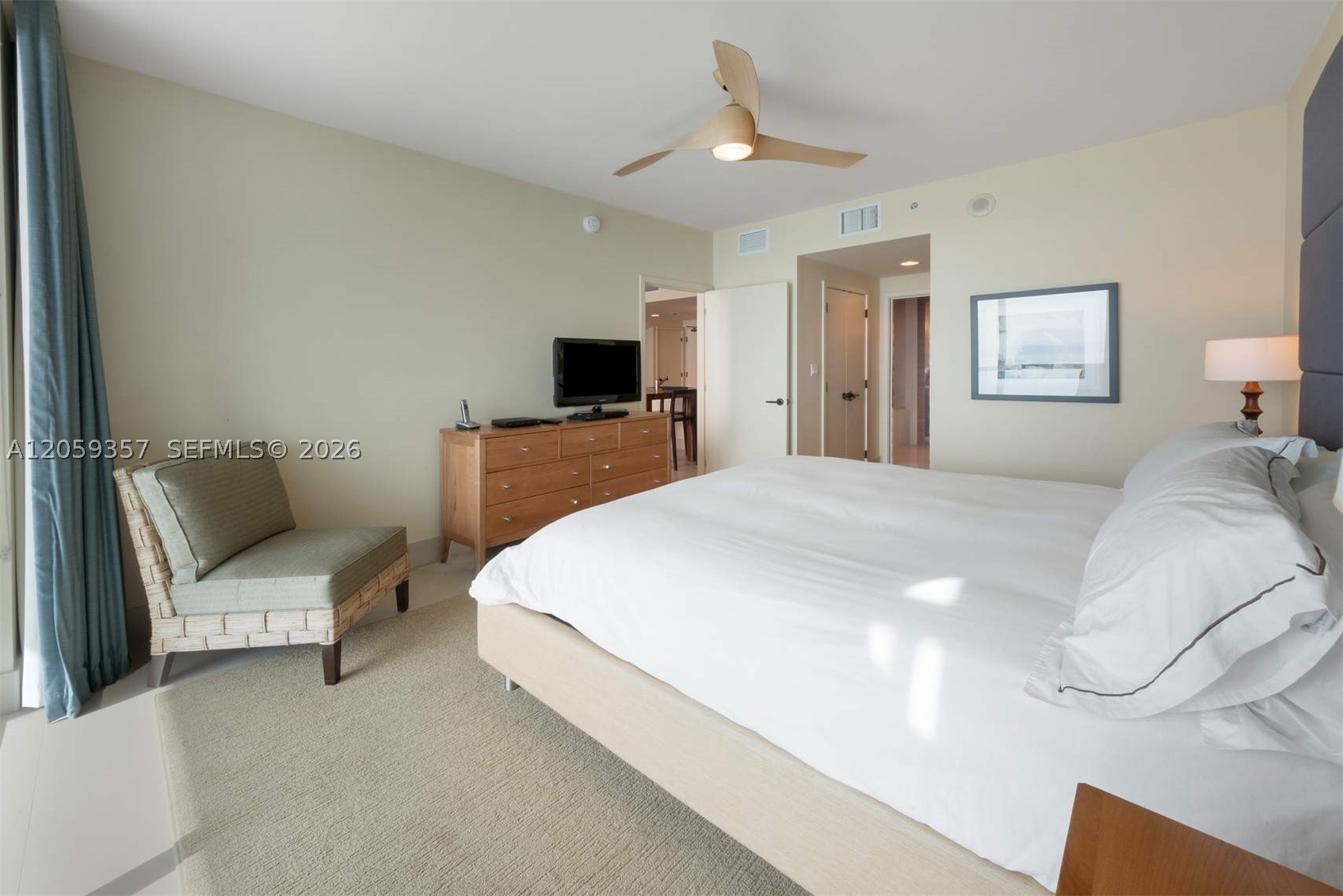 6799 Collins Ave #1603, Miami Beach FL 33141