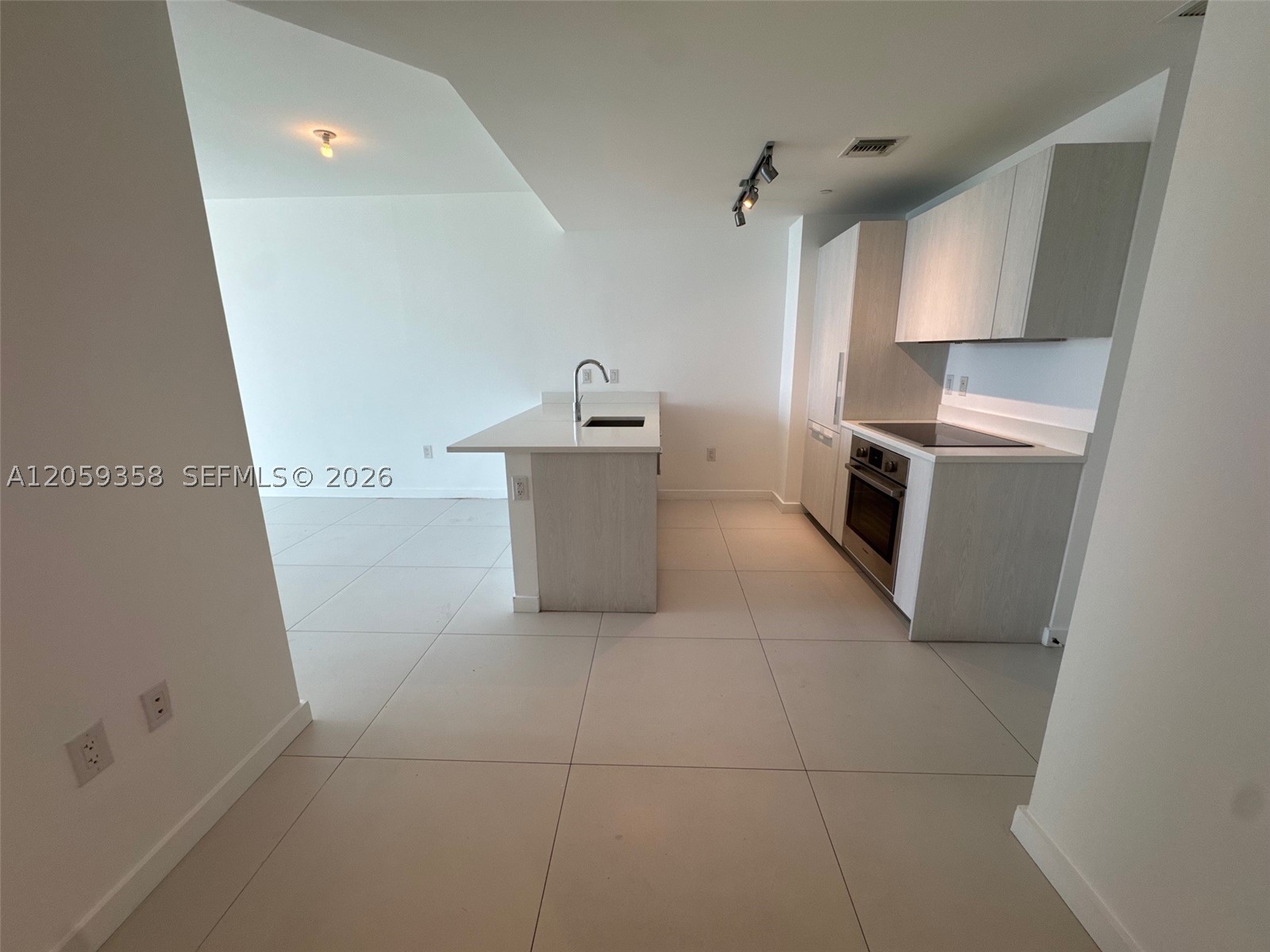 501 NE 31st St #2005, Miami FL 33137