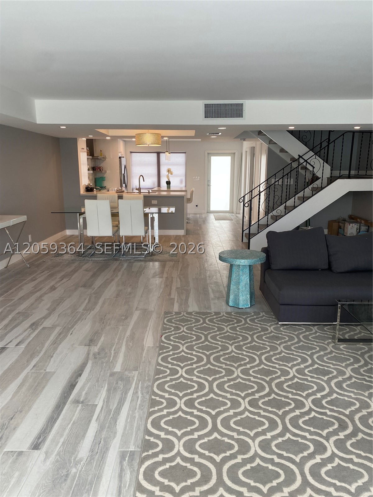 613 NE 26th Ave #613, Hallandale Beach FL 33009