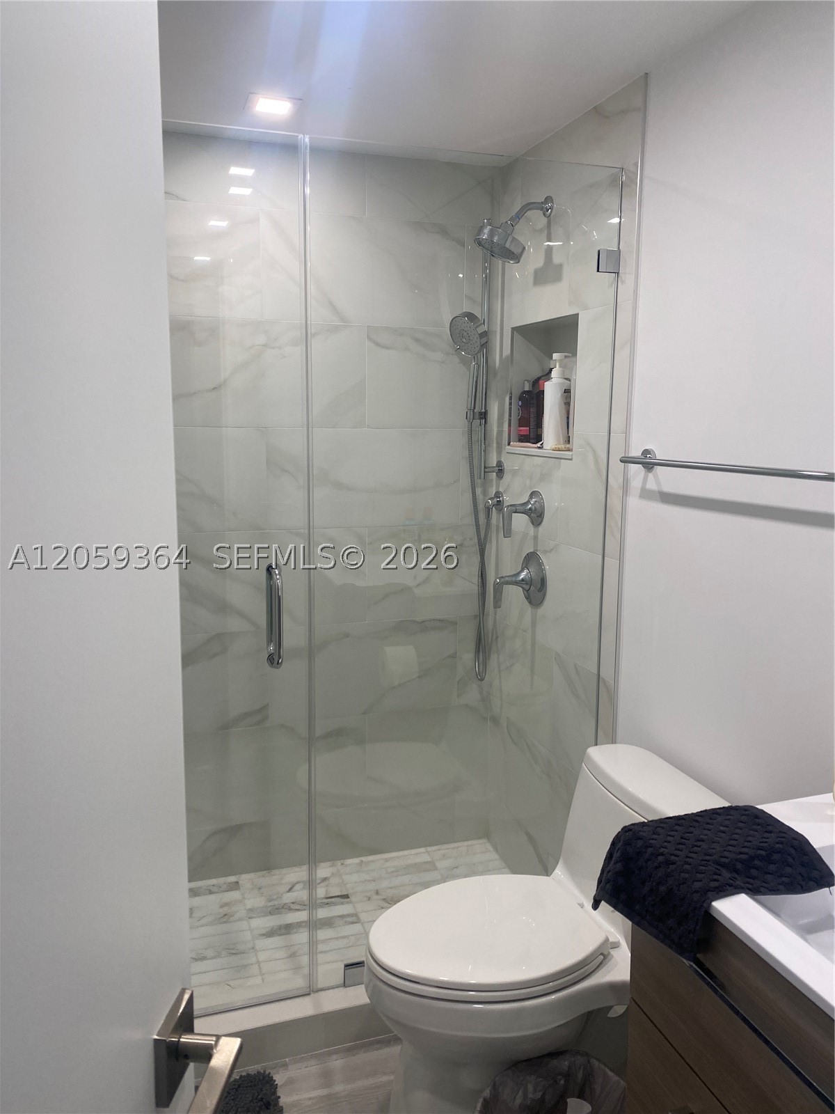 613 NE 26th Ave #613, Hallandale Beach FL 33009
