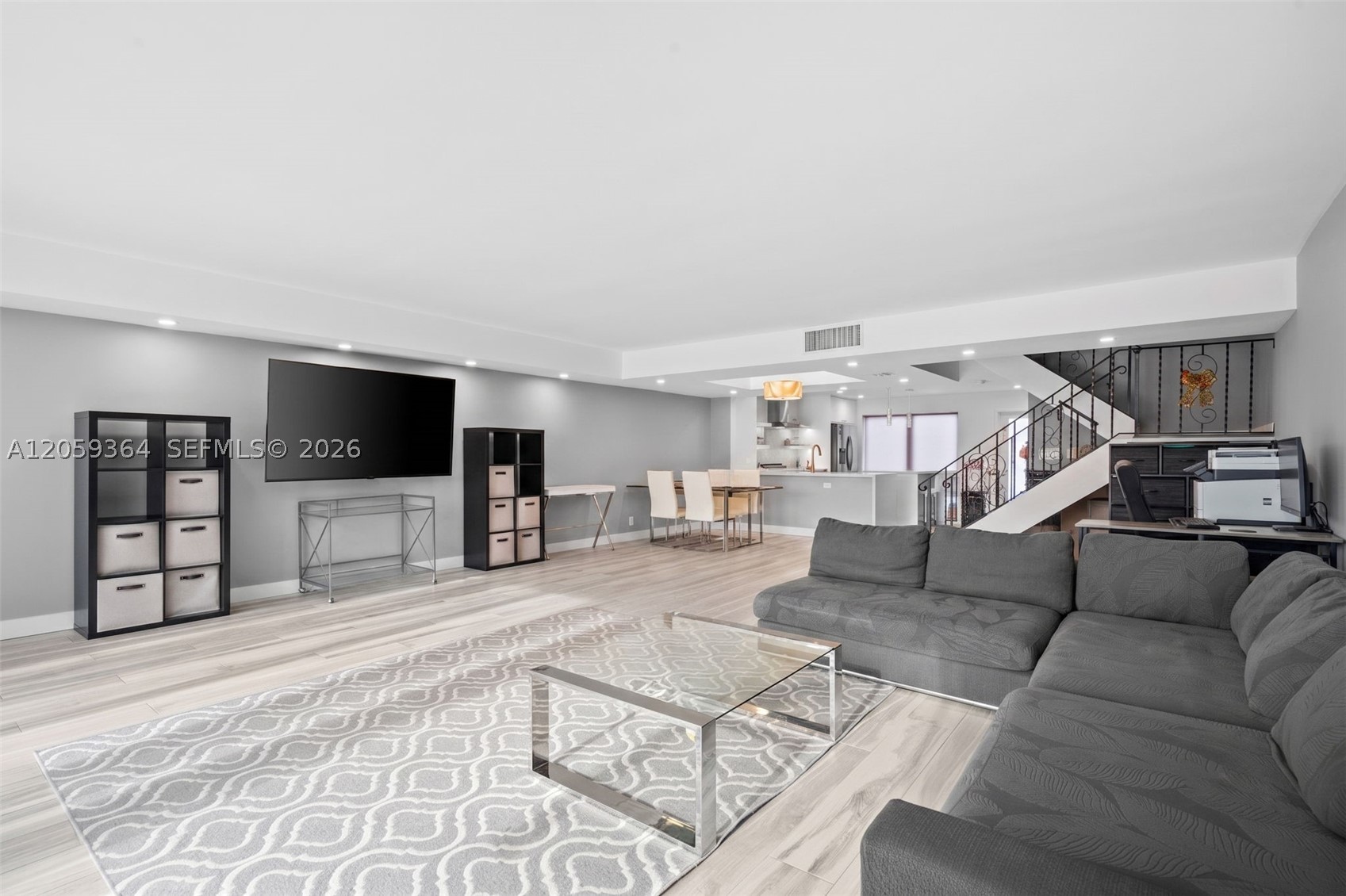 613 NE 26th Ave #613, Hallandale Beach FL 33009