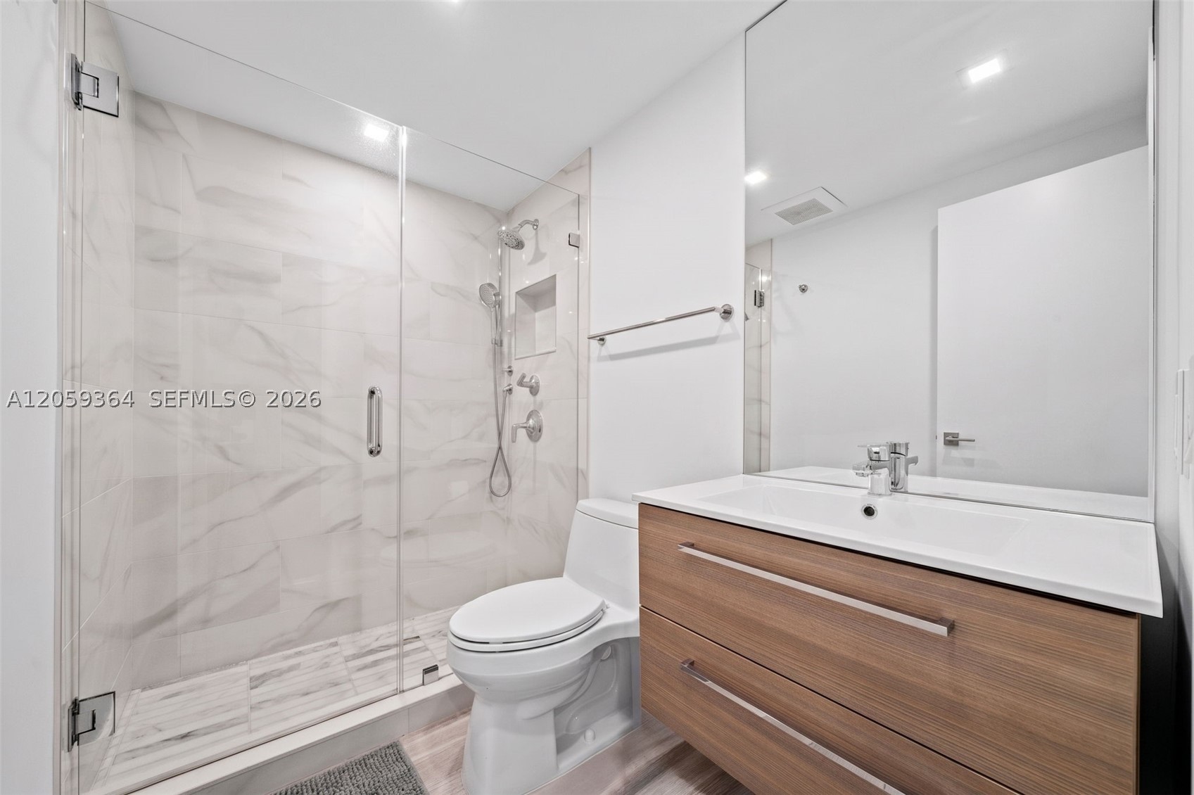 613 NE 26th Ave #613, Hallandale Beach FL 33009