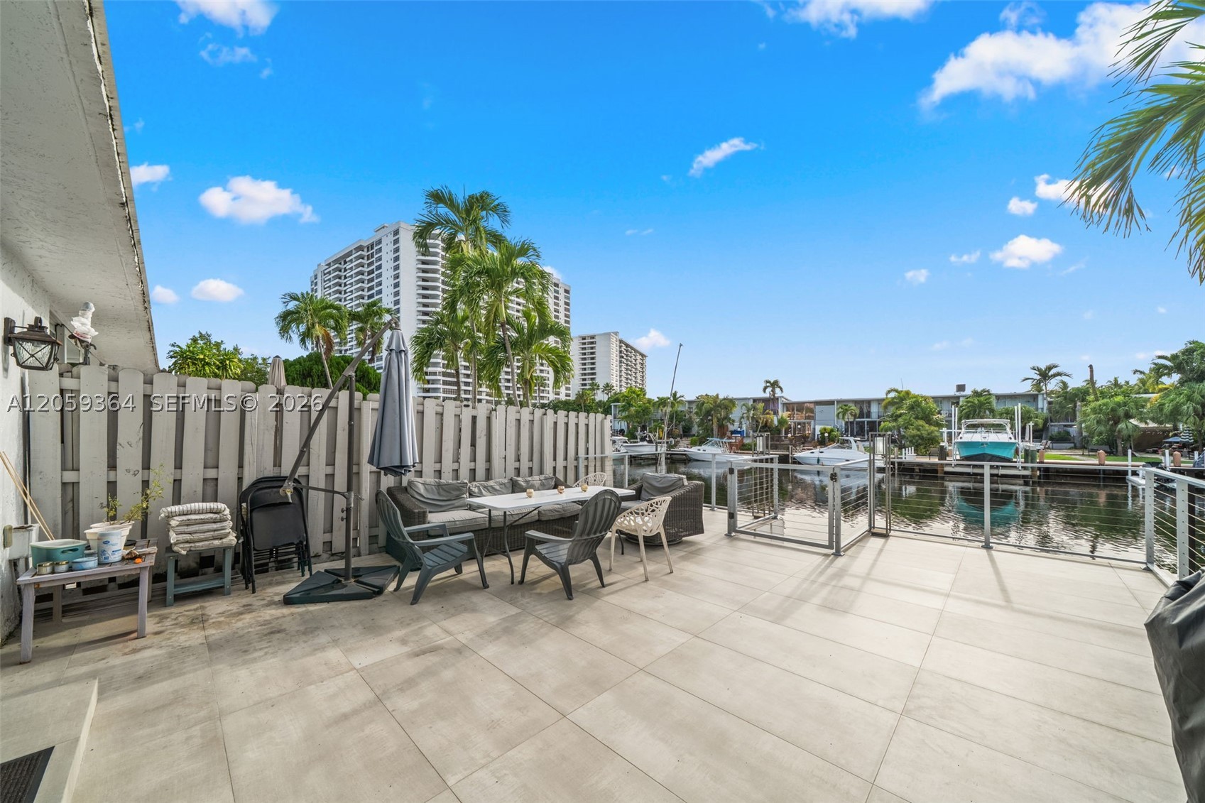 613 NE 26th Ave #613, Hallandale Beach FL 33009