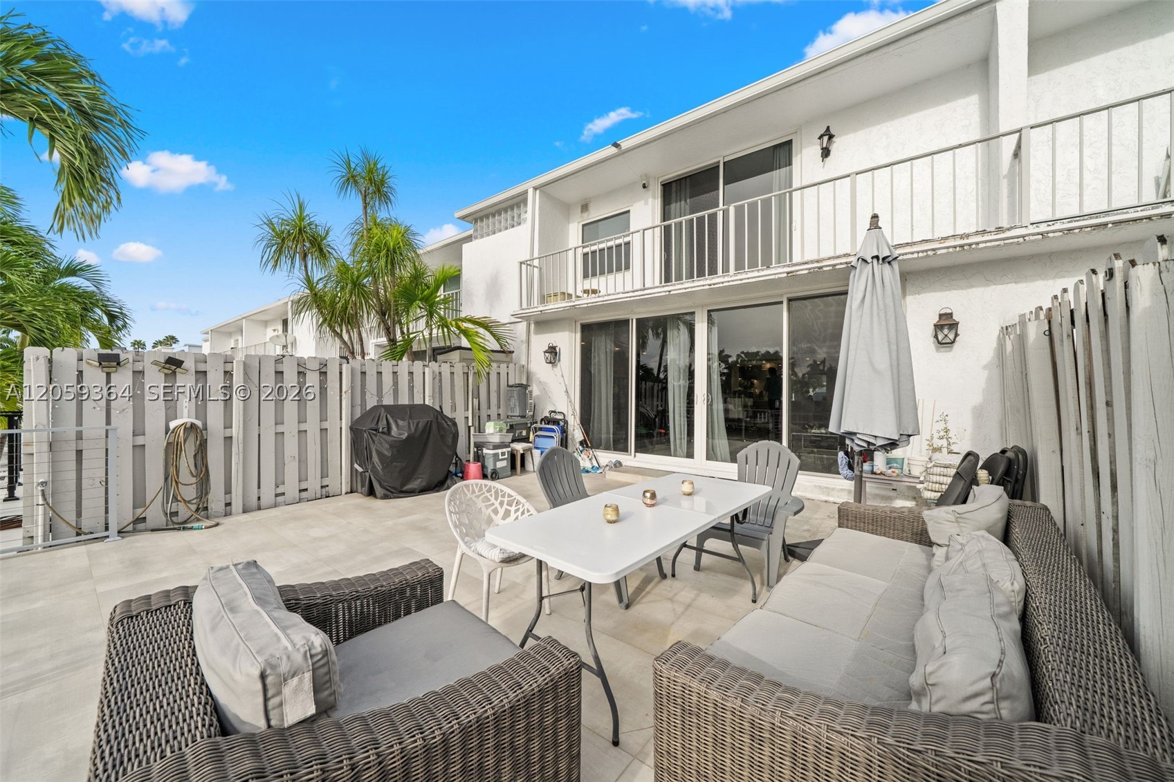 613 NE 26th Ave #613, Hallandale Beach FL 33009