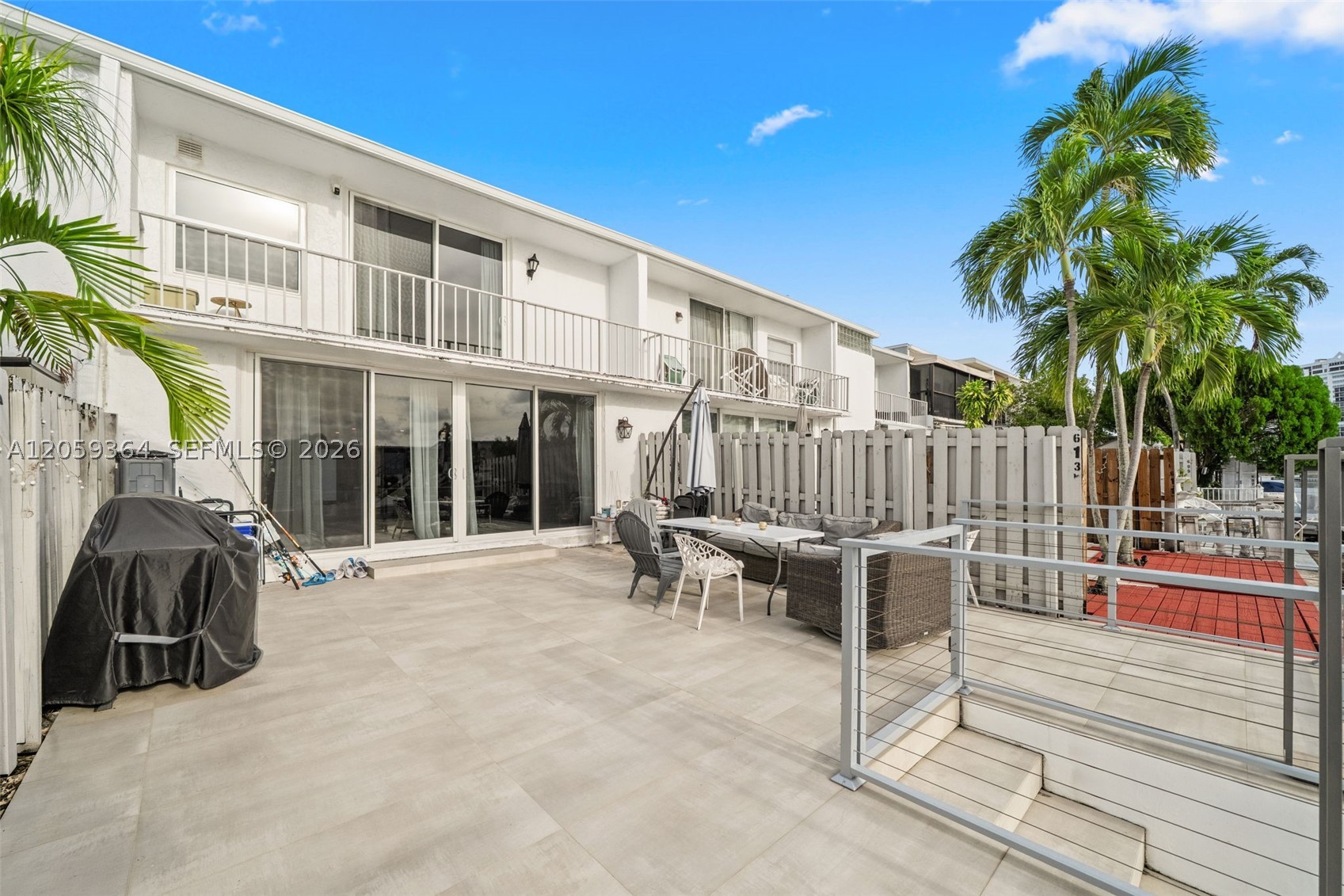 613 NE 26th Ave #613, Hallandale Beach FL 33009