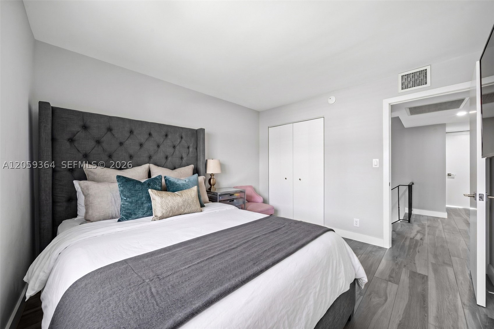 613 NE 26th Ave #613, Hallandale Beach FL 33009