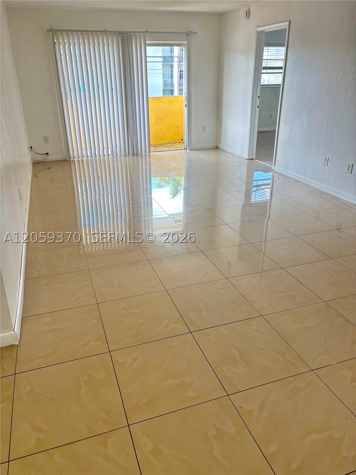 7410 SW 82nd St #K203, Miami FL 33143