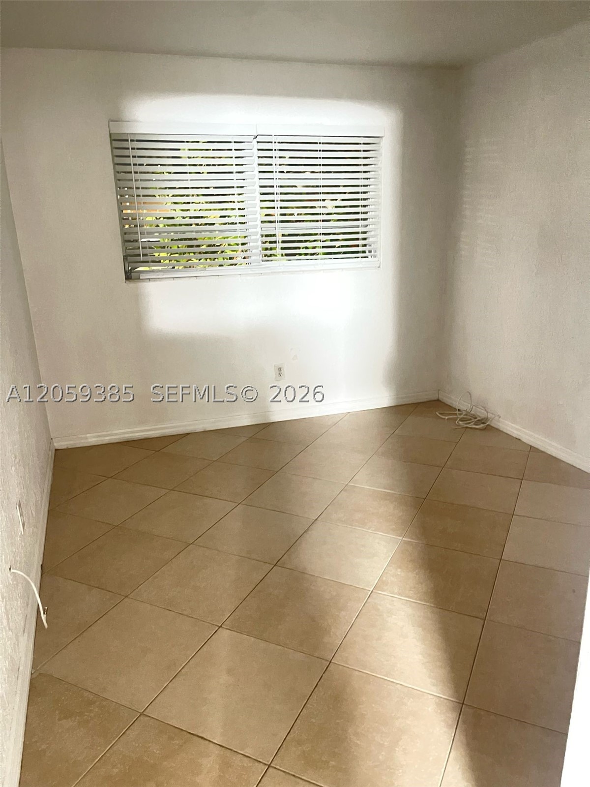 7410 SW 82nd St #K312, Miami FL 33143