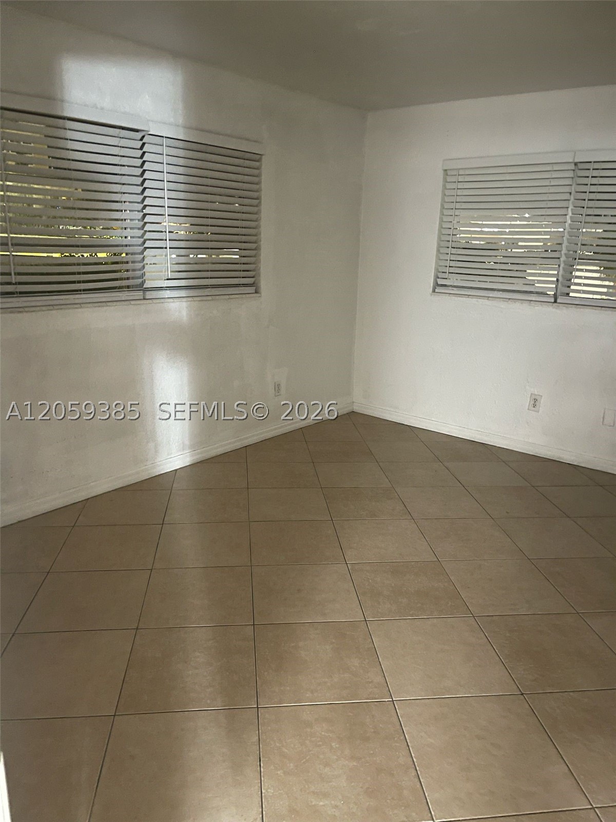7410 SW 82nd St #K312, Miami FL 33143