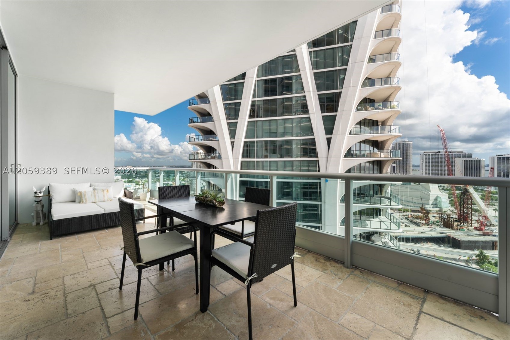 900 Biscayne Blvd #2708, Miami FL 33132
