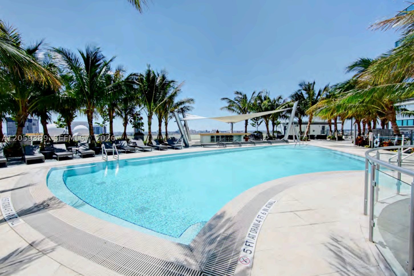 900 Biscayne Blvd #2708, Miami FL 33132