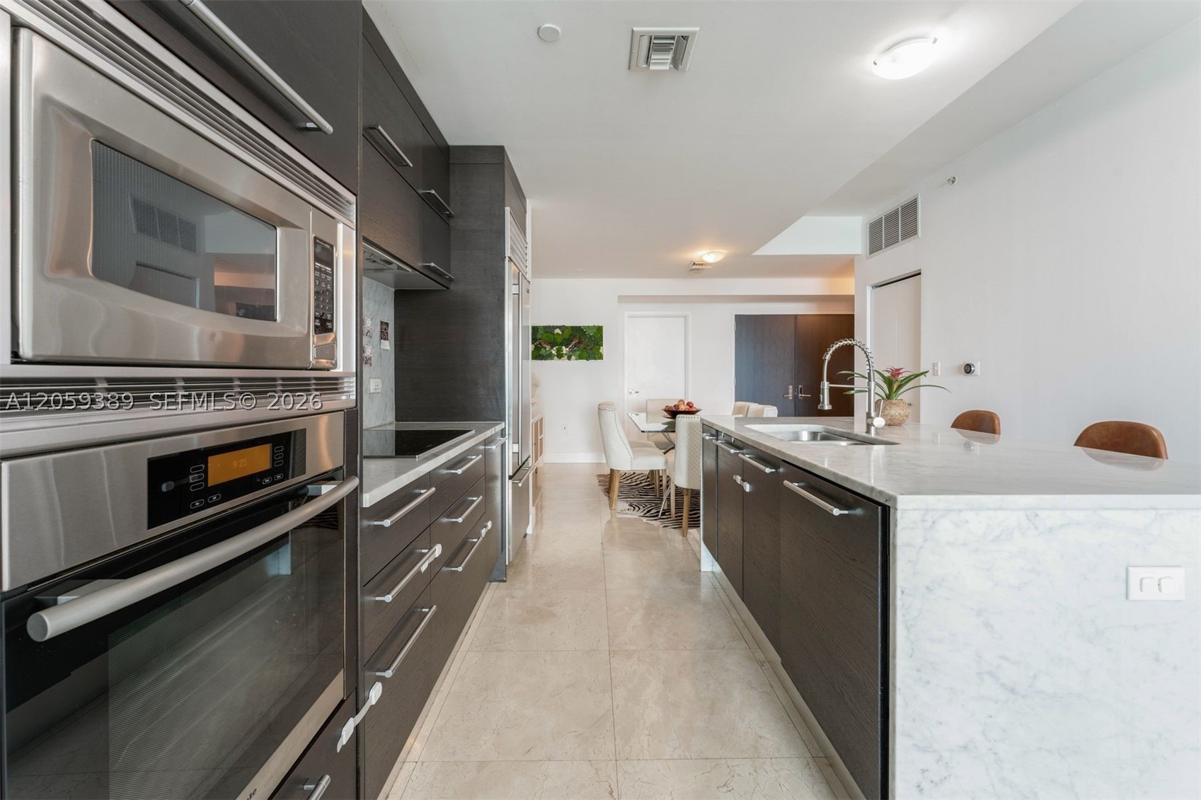 900 Biscayne Blvd #2708, Miami FL 33132
