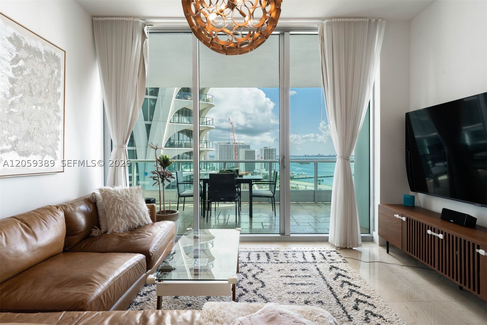 900 Biscayne Blvd #2708, Miami FL 33132