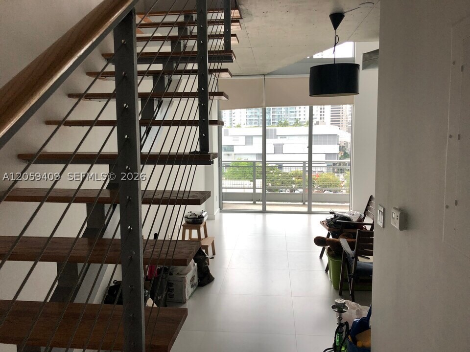 690 SW 1st Ct #1220, Miami FL 33130