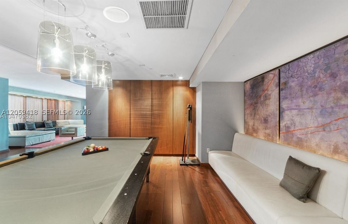 335 S Biscayne Blvd #3808, Miami FL 33131