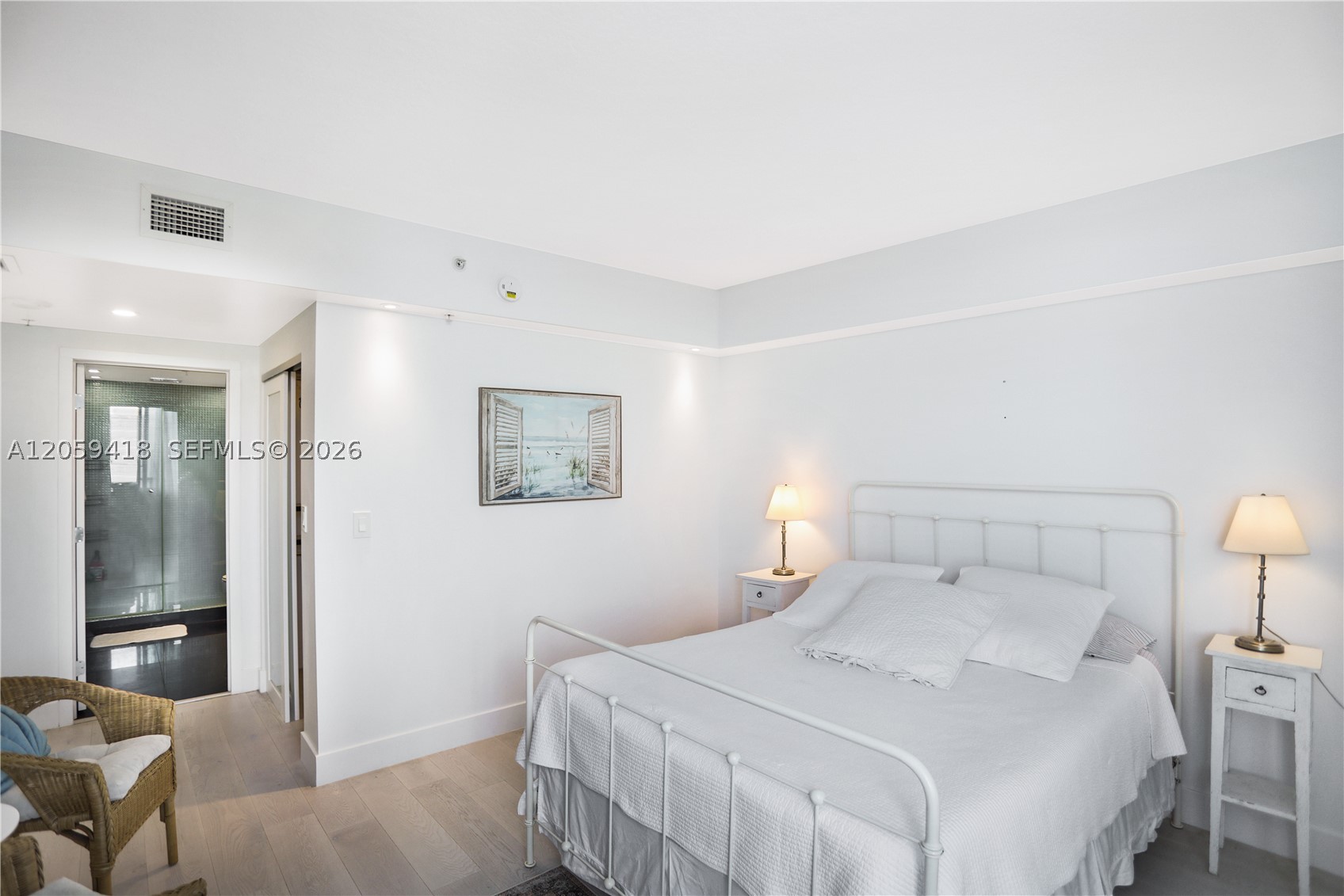 335 S Biscayne Blvd #3808, Miami FL 33131